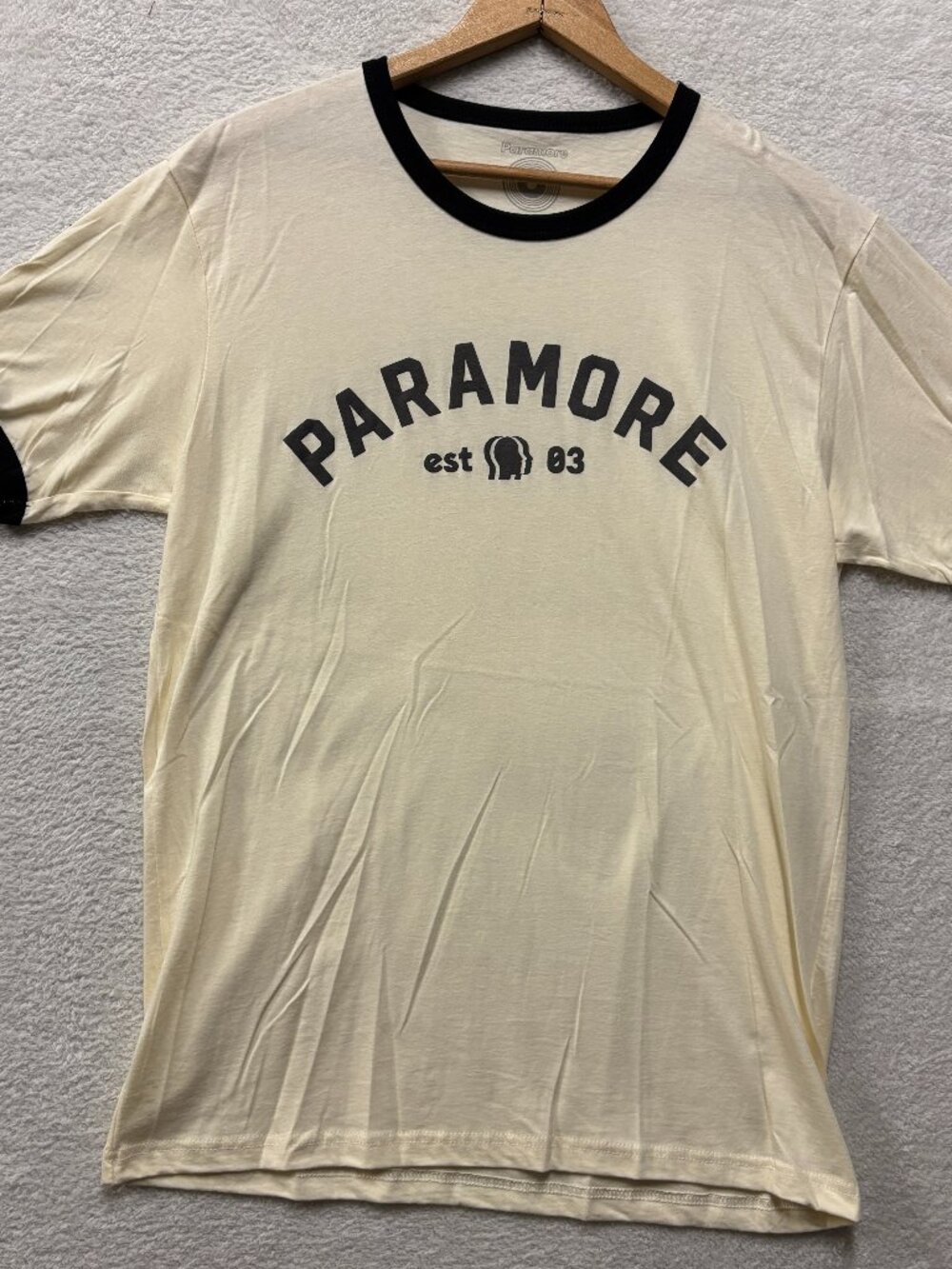 Paramore Shirt Mens Large Cream Ringer Tee Punk Rock Grunge Band Short Sleeve